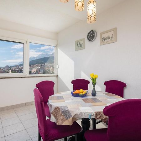 Edita - Apartment In Town Centre Makarska Exterior photo
