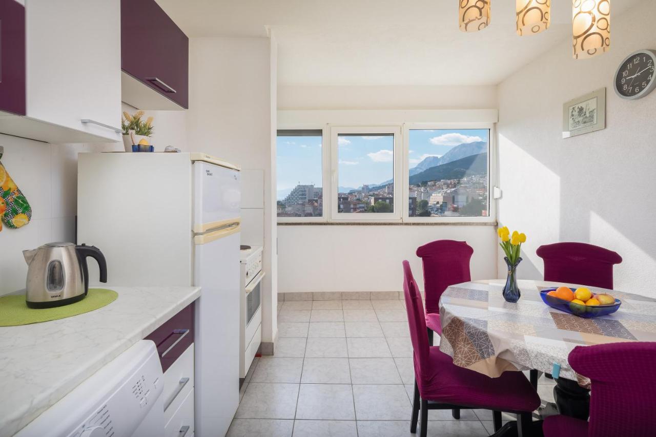 Edita - Apartment In Town Centre Makarska Exterior photo